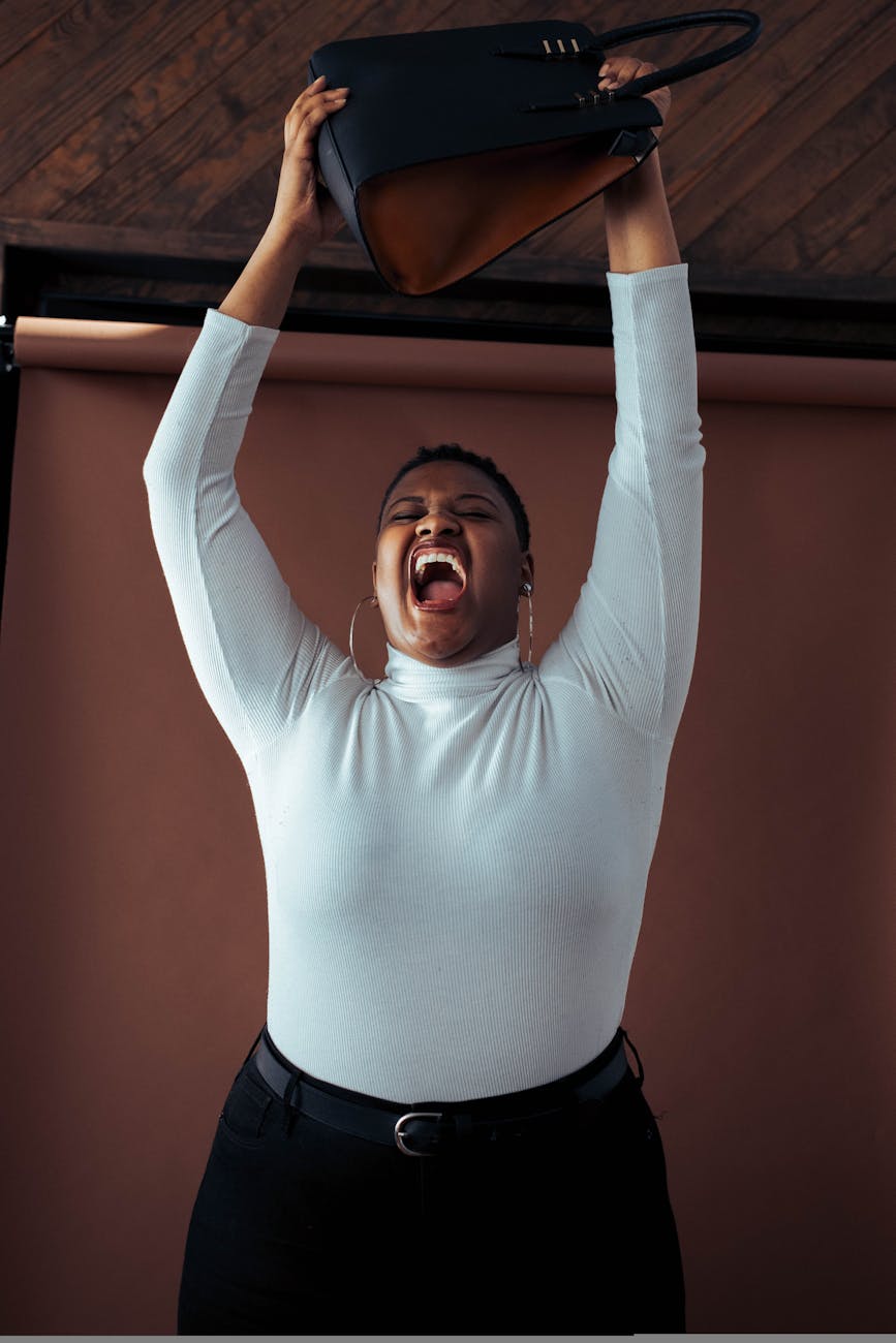 15 Preguntas que debes hacerte antes de sufrir por el éxito de otra persona y&nbsp;compararte.